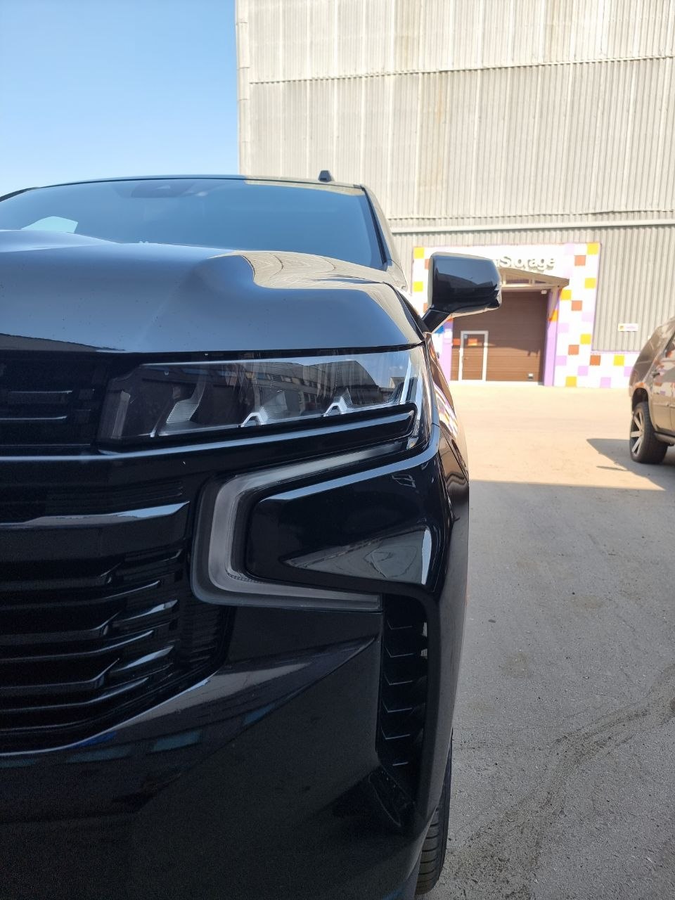 Chevrolet Tahoe T1 штатная фара до тюнинга